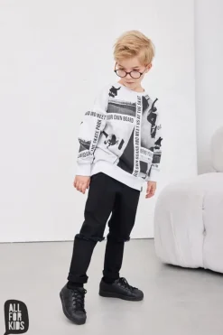 Bluza dla chłopca z motywem skate parku, czarno-biała - All for Kids