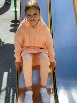 Bluza dziewczęca z kapturem z asymetrycznym dołem Little Eva/Orange - Wualaa by dolce sonno