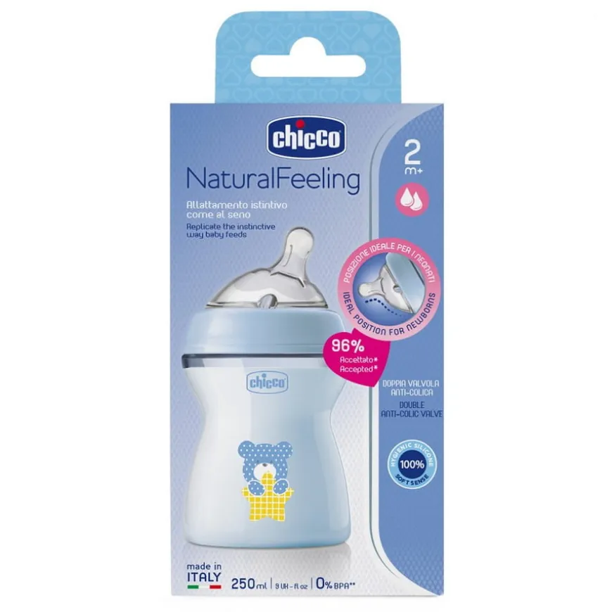 Butelka Natural Feeling plastikowa Chicco do karmienia 2m+ 250ml niebieska