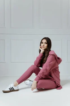 Comfort & Luxury - Długa bluza na ekspres z kapturem Layla Malaga