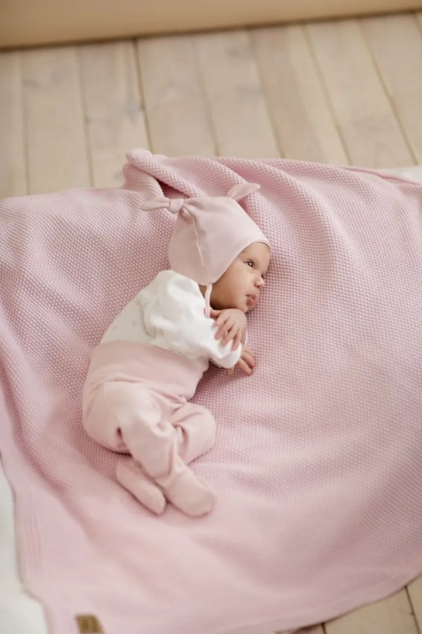 Czapka bawełniana dla niemowląt wiązana pod szyją z uszami misia Rose - Lovely Day | Pinokio