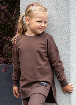 Długa bluza dla dzieci z dłuższym tyłem Little Ana/Czekolada - Wualaa by dolce sonno