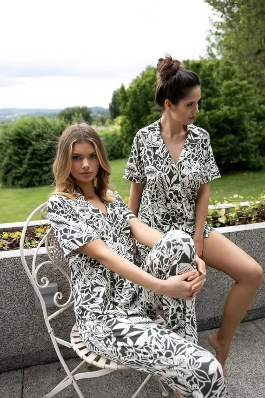 Dzianinowa piżama damska zapiana na guziki z kołnierzykiem Louise - Sensis