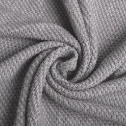 Kocyk dla niemowląt, bawełniany 80 x 100 cm Mini Rattle od BabyMatex - Szary