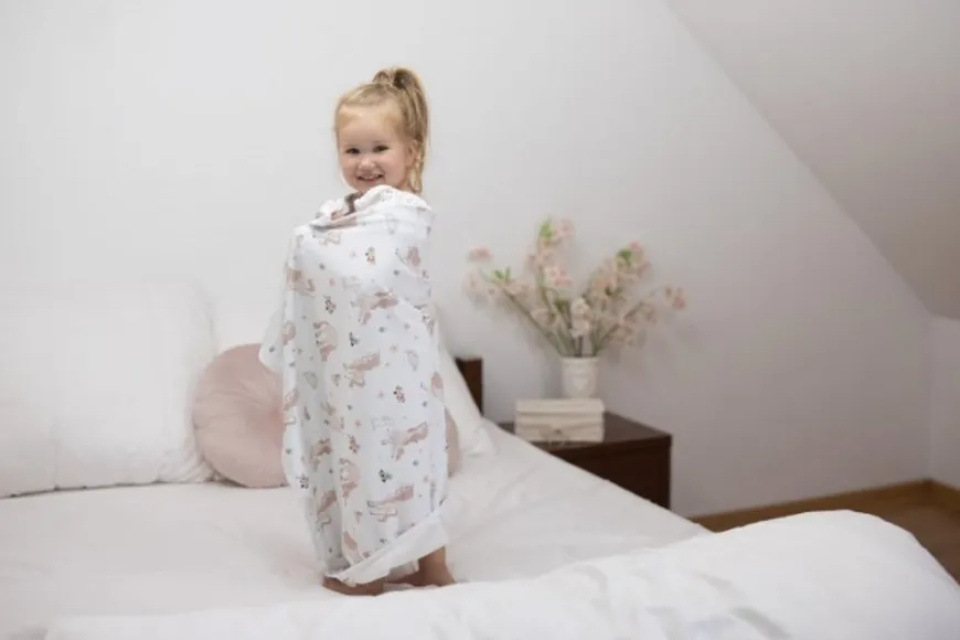 Kocyk dwuwarstwowy dla niemowląt bawełna + bambus 75x100 Jednorożec - Baby Matex