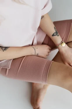 Kolarki,  krótkie legginsy prążkowane Dolly/Blush - Dolce Sonno