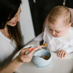 Miseczka silikonowa z przyssawką dla niemowląt - niebieska | Babyono