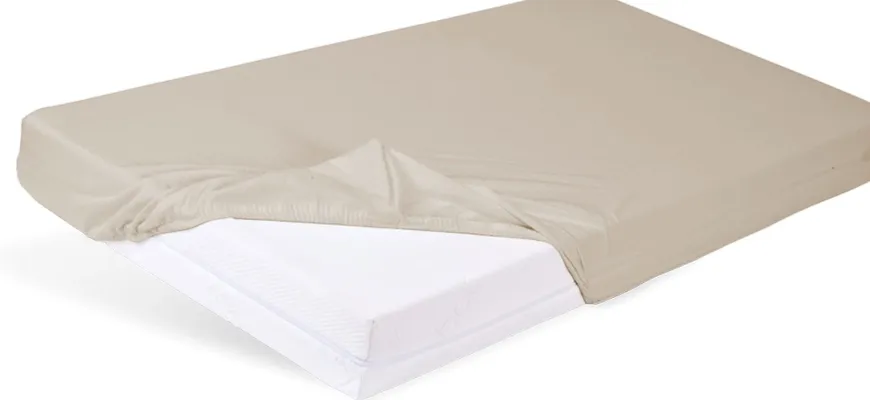 Prześcieradło 70x140 bawełniane z gumką - kolory | BabyMatex TB0034