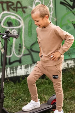 Spodnie dresowe chłopięce z kieszeniami Cool/Kawa - Wualaa by dolce sonno